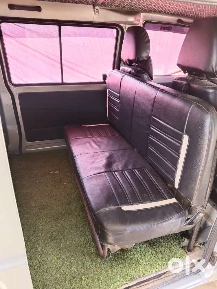 Maruti Suzuki Omni 2010