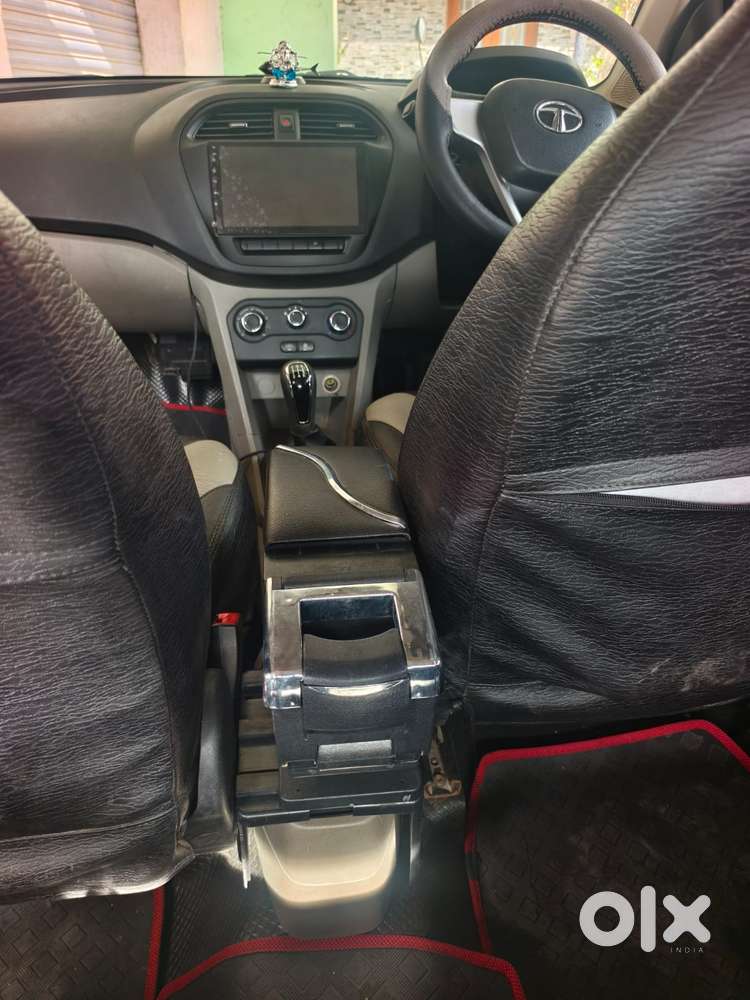 Maruti Suzuki Swift Dzire 1.3 Vxi, 2018, Petrol