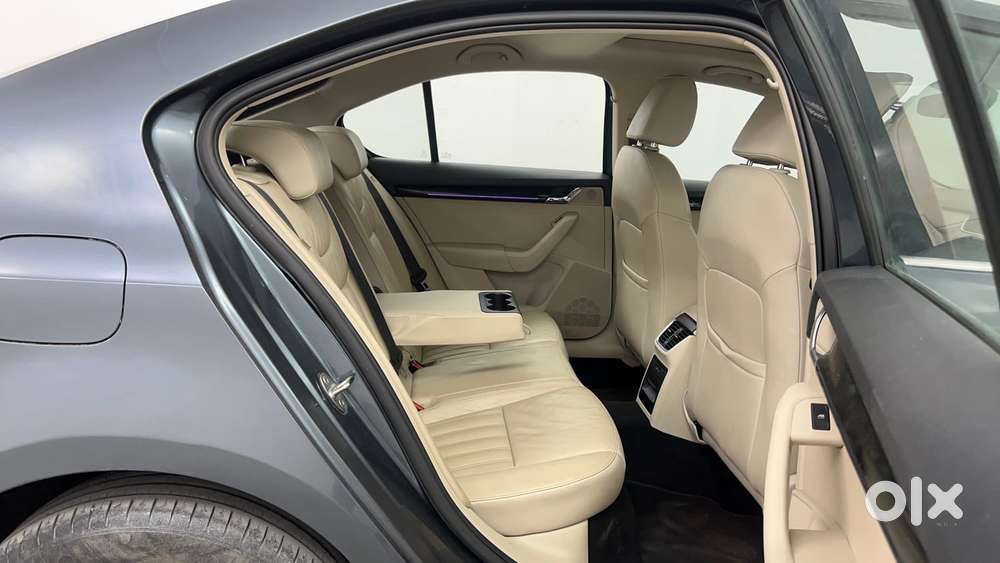 Skoda Octavia 2.0 L K Tsi At, 2018, Petrol
