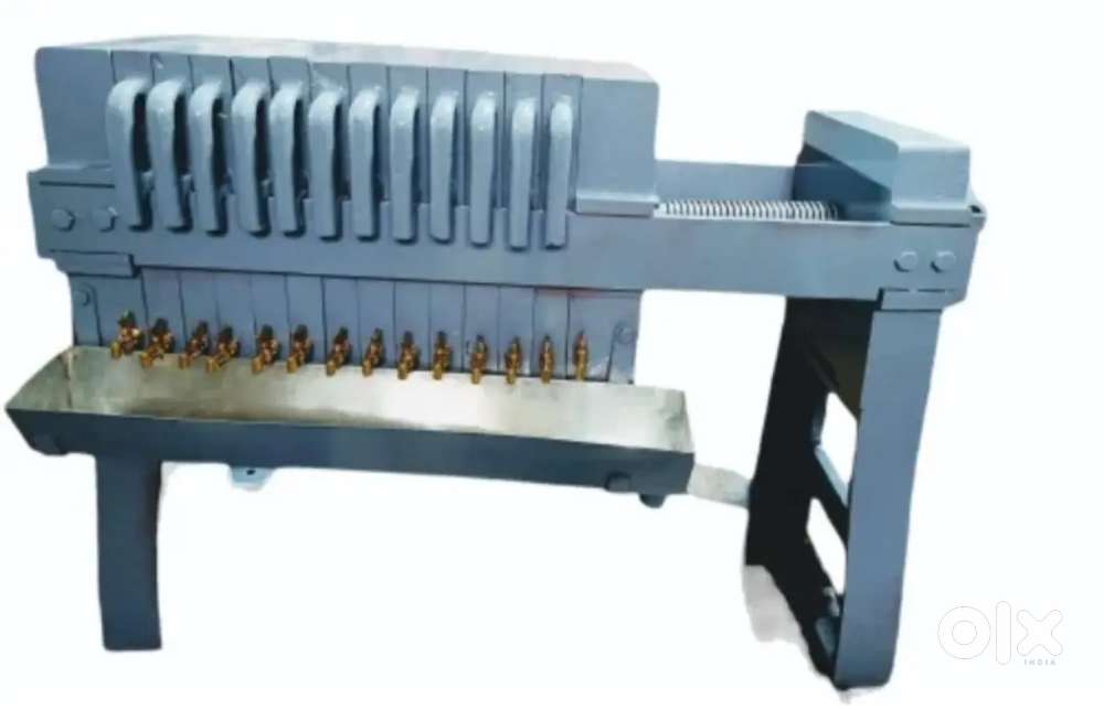 Oil filter machine