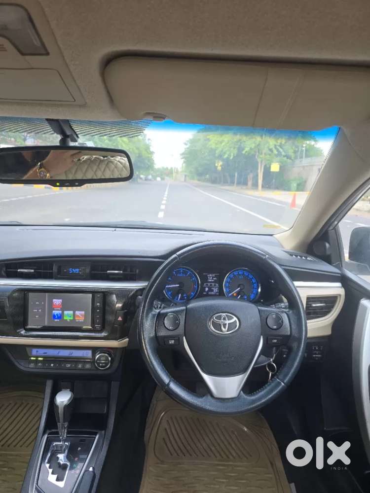 Toyota Corolla Altis 1.8 G Cvt, 2014, Petrol