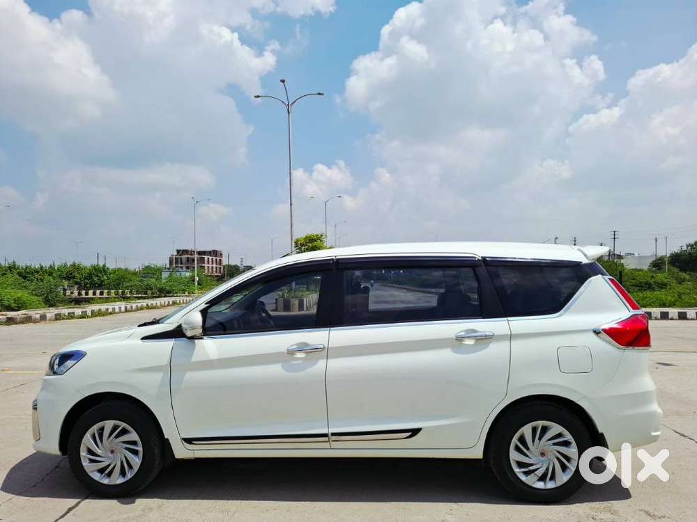 Maruti Suzuki Ertiga 1.5 Vxi, 2025, Cng & Hybrids