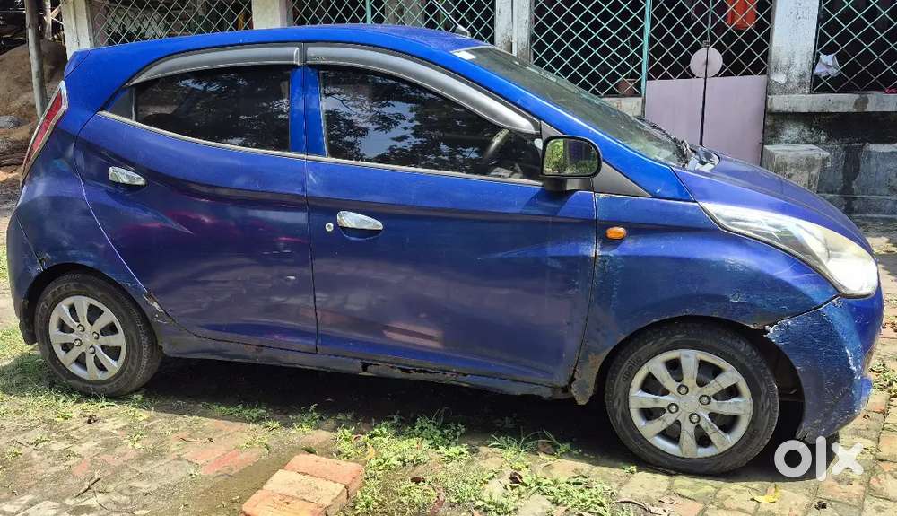 Hyundai Eon 2013 Petrol 70000 Km Driven