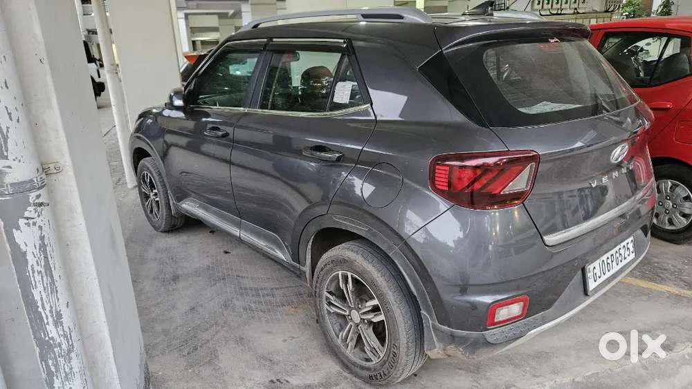 Hyundai Venue 2021 Petrol Manual