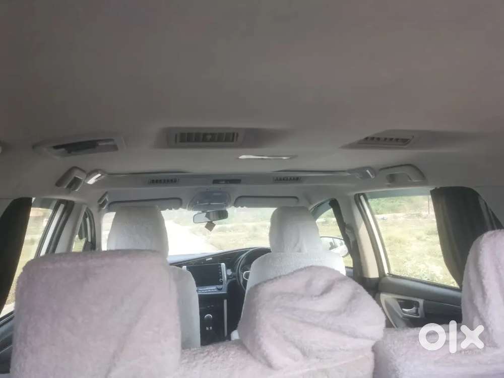 Toyota Innova Crysta 2.4v Best Condition Crysta 149000