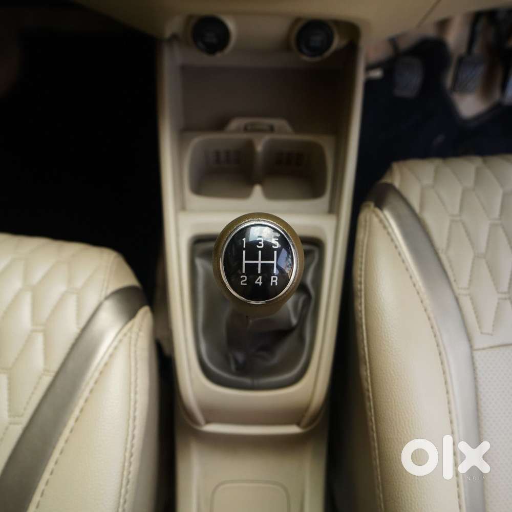 Maruti Suzuki Ertiga 2022-2023 Vxi Cng, 2022, Petrol