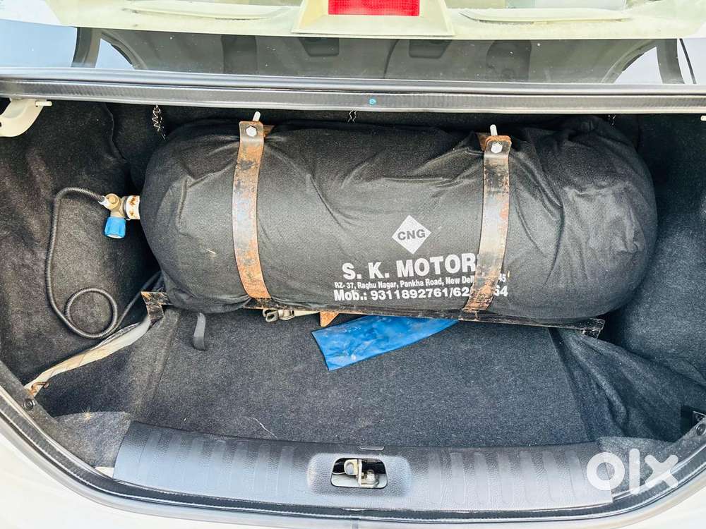 Maruti Suzuki Swift Dzire Vxi Optional, 2014, Cng & Hybrids