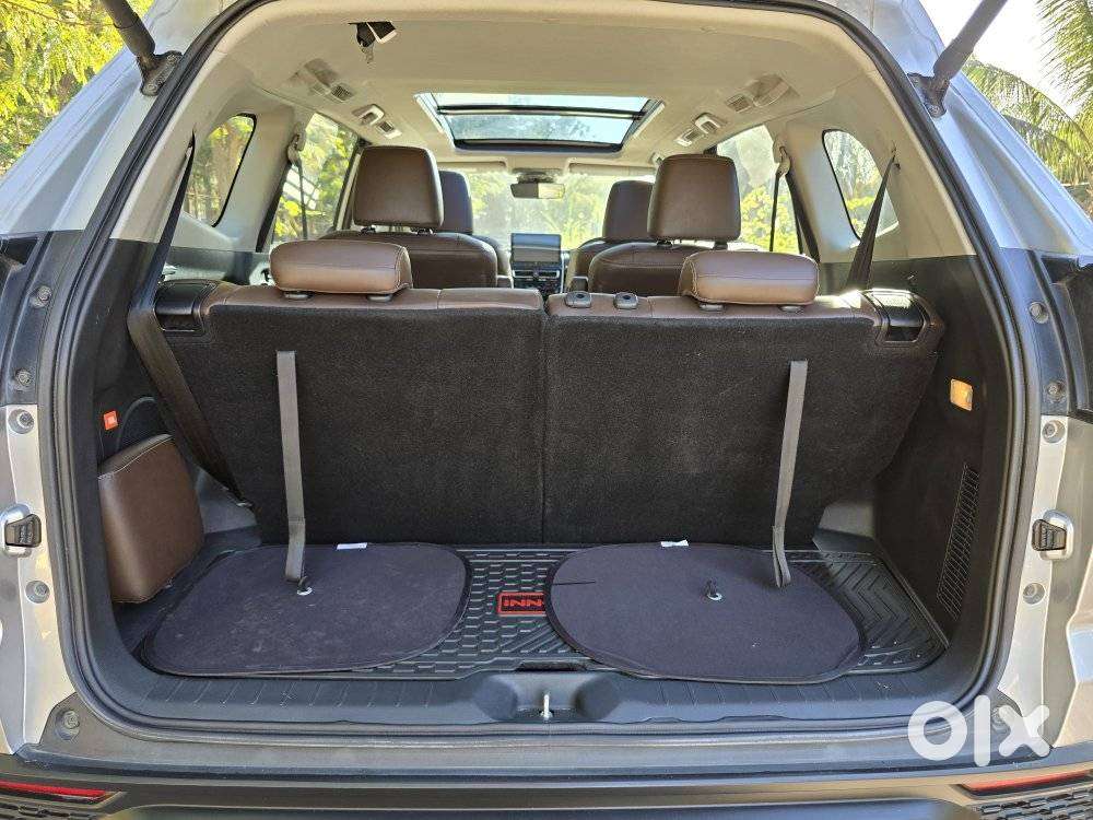 Toyota Innova Hycross 2.0 Zx (o) Hybrid 7 Str, 2024, Petrol