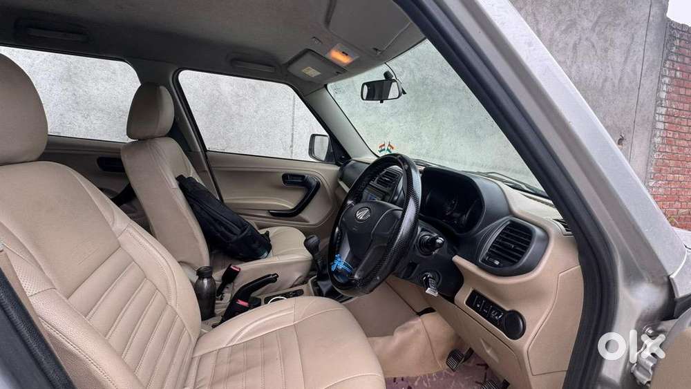 Mahindra Tuv 300 2016 Diesel Good Condition