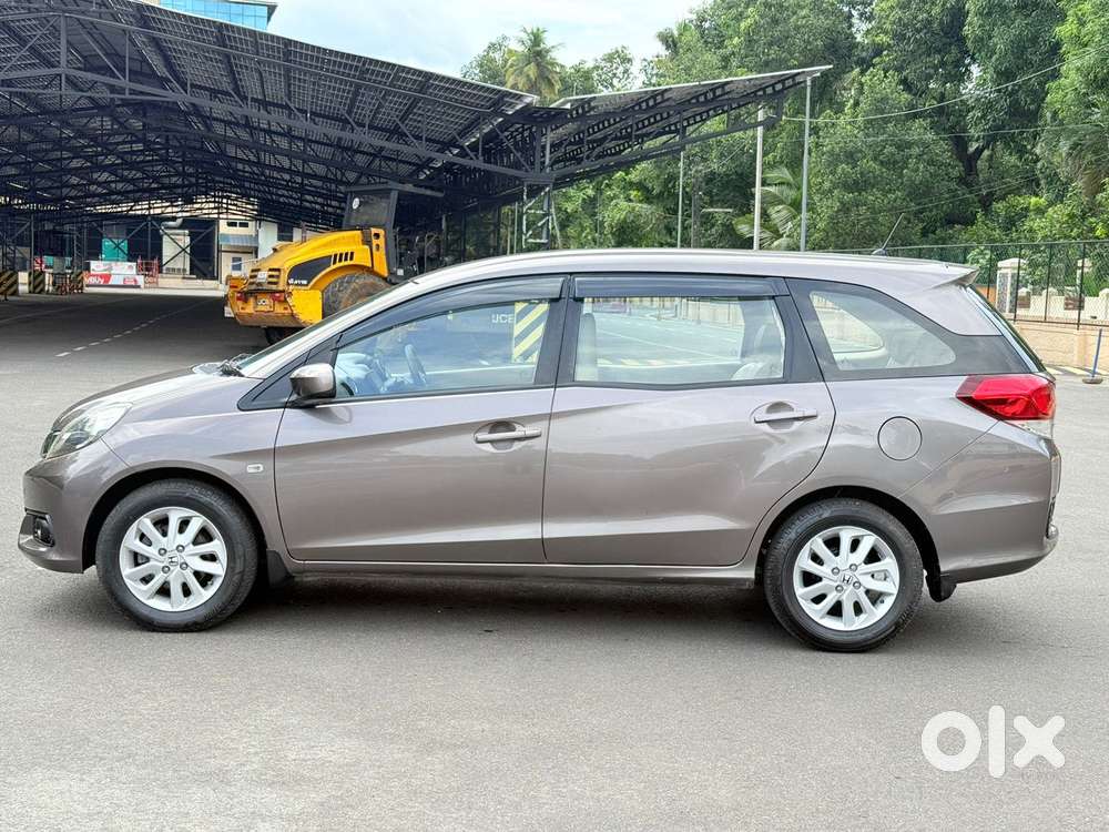 Honda Mobilio 1.5 V I-vtec, 2015, Petrol
