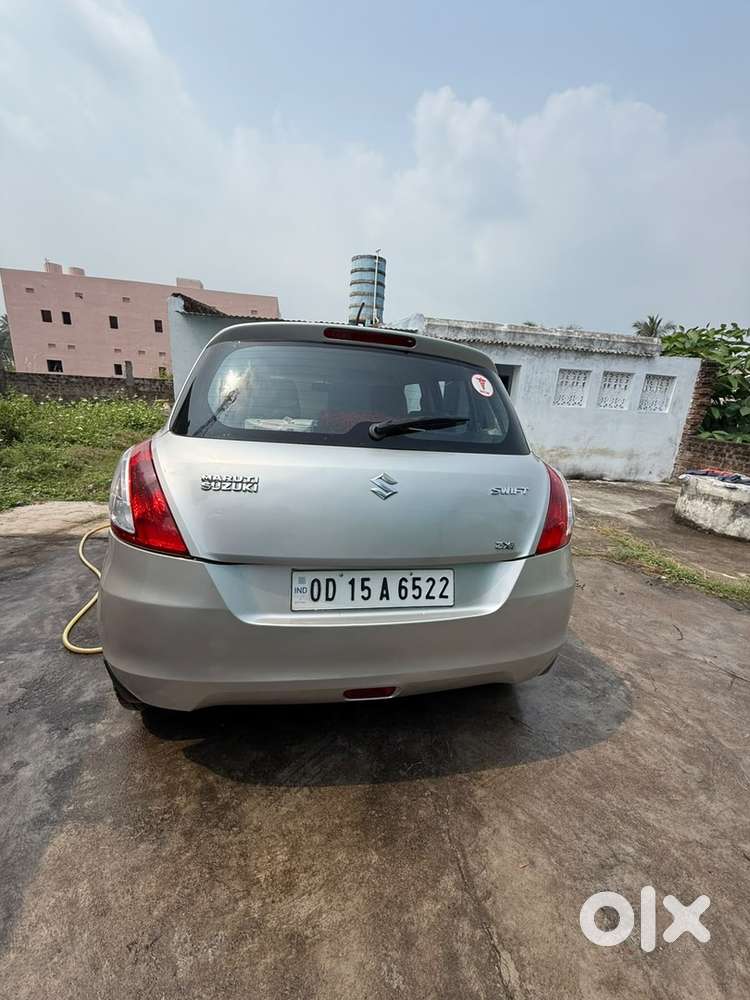 Maruti Suzuki Swift Zxi Petrol 2013