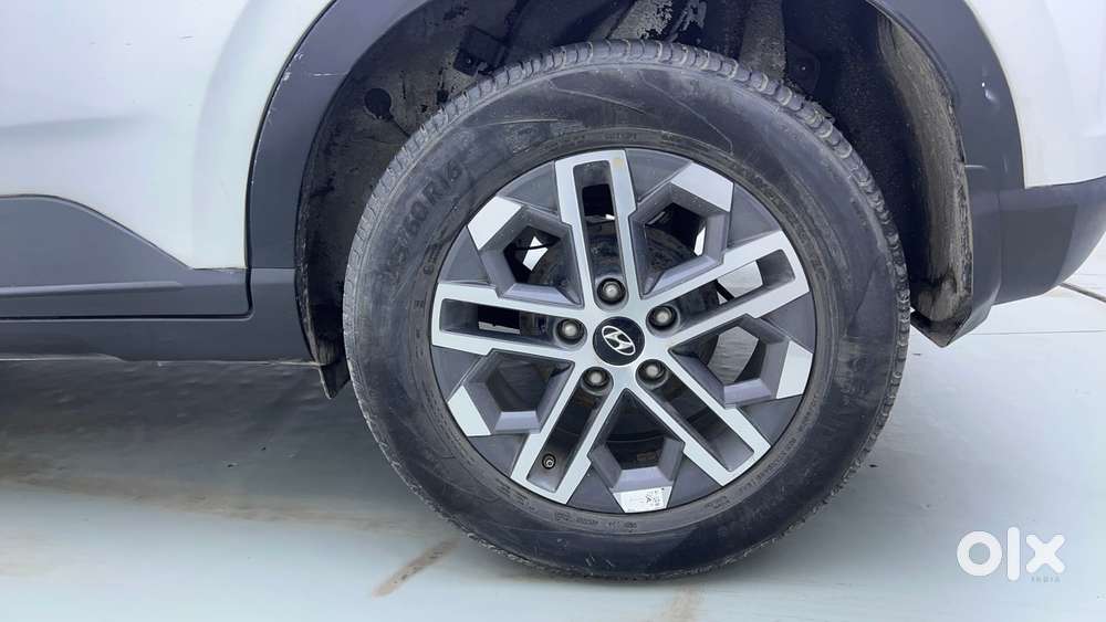 Hyundai Venue 1.0 Sx (o) Turbo Dct, 2023, Petrol