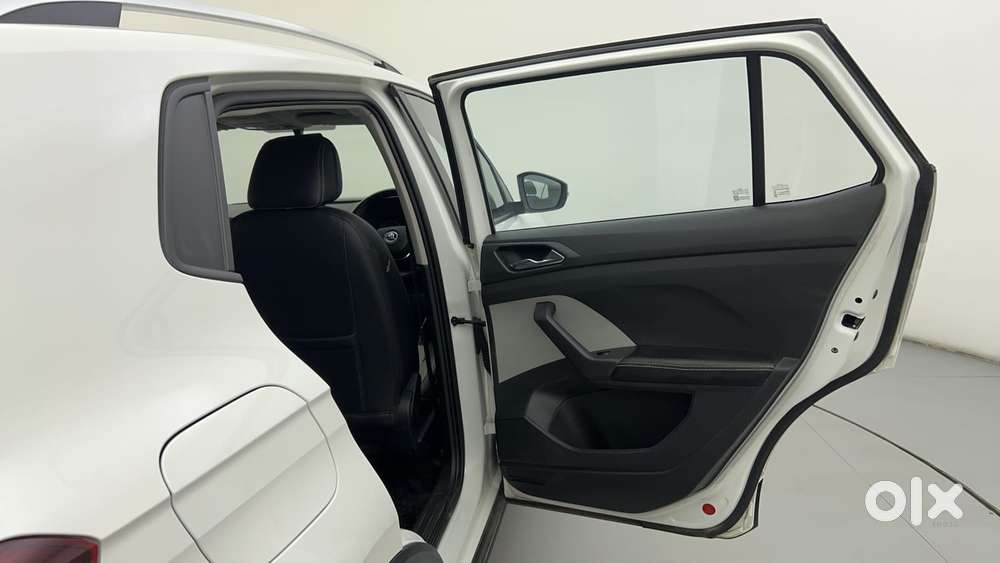 Skoda Kushaq Ambition 1.0l Tsi Mt, 2022, Petrol