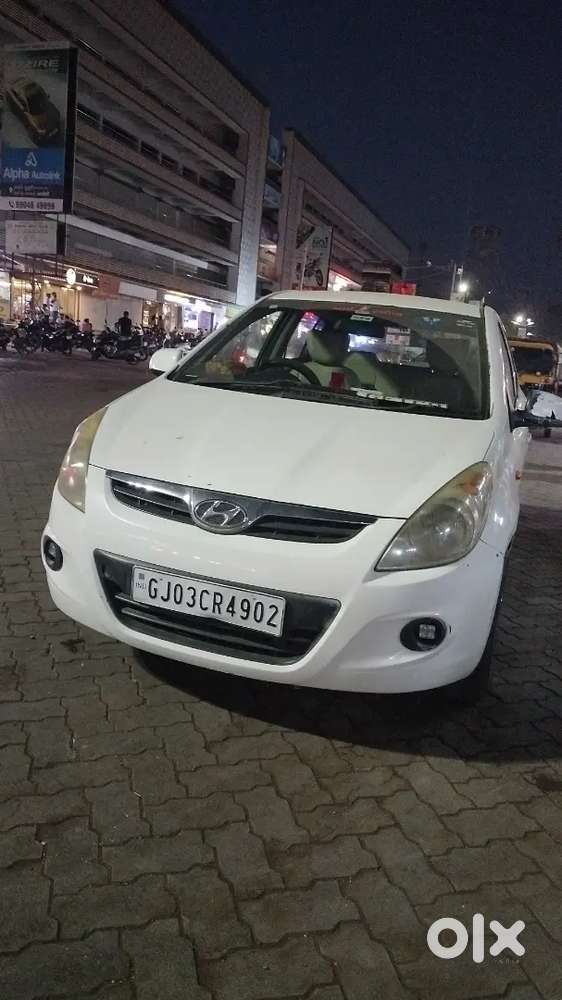 Hyundai Elite I20 2010 Diesel 150000 Km Driven