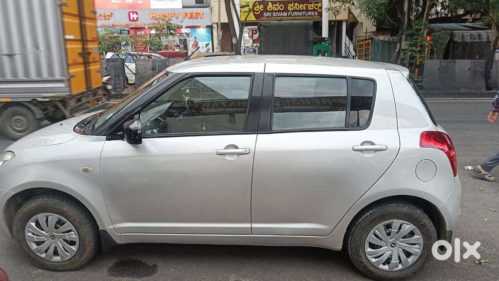 Maruti Suzuki Swift Vxi Optional, 2008, Petrol