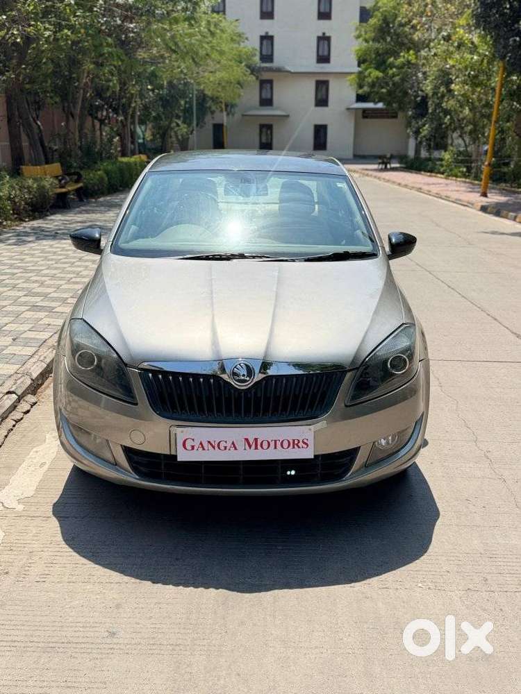 Skoda Rapid 1.6 Mpi At Ambition, 2015, Petrol