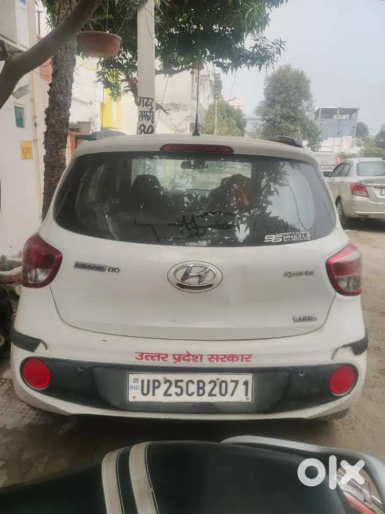 Hyundai Grand I10 2017 Diesel 63000 Km Driven