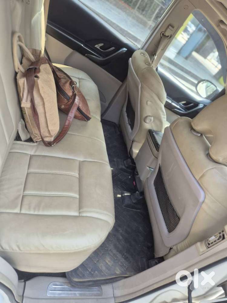 Mahindra Xuv500 At W10 Fwd, 2018, Diesel