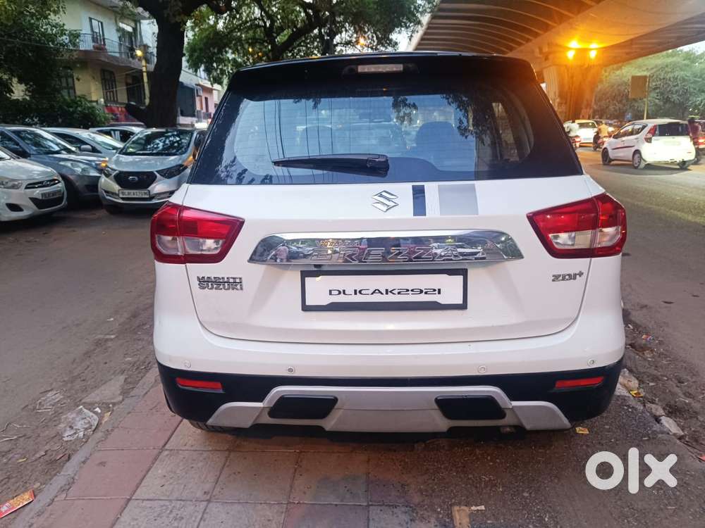 Maruti Suzuki Brezza Zdi+ Dual Tone, 2017, Diesel