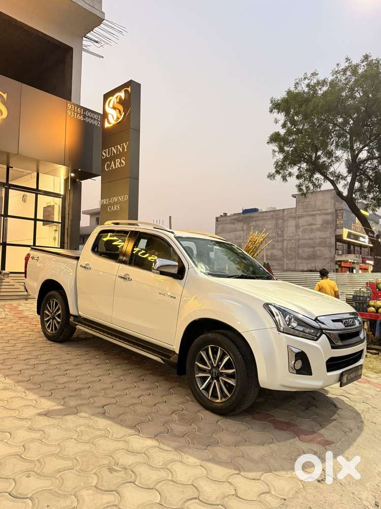 Isuzu V-cross Z Prestige 4x4 At, 2023, Diesel