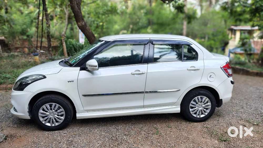 Maruti Suzuki Dzire Automatic 2017 Petrol 65000 Km
