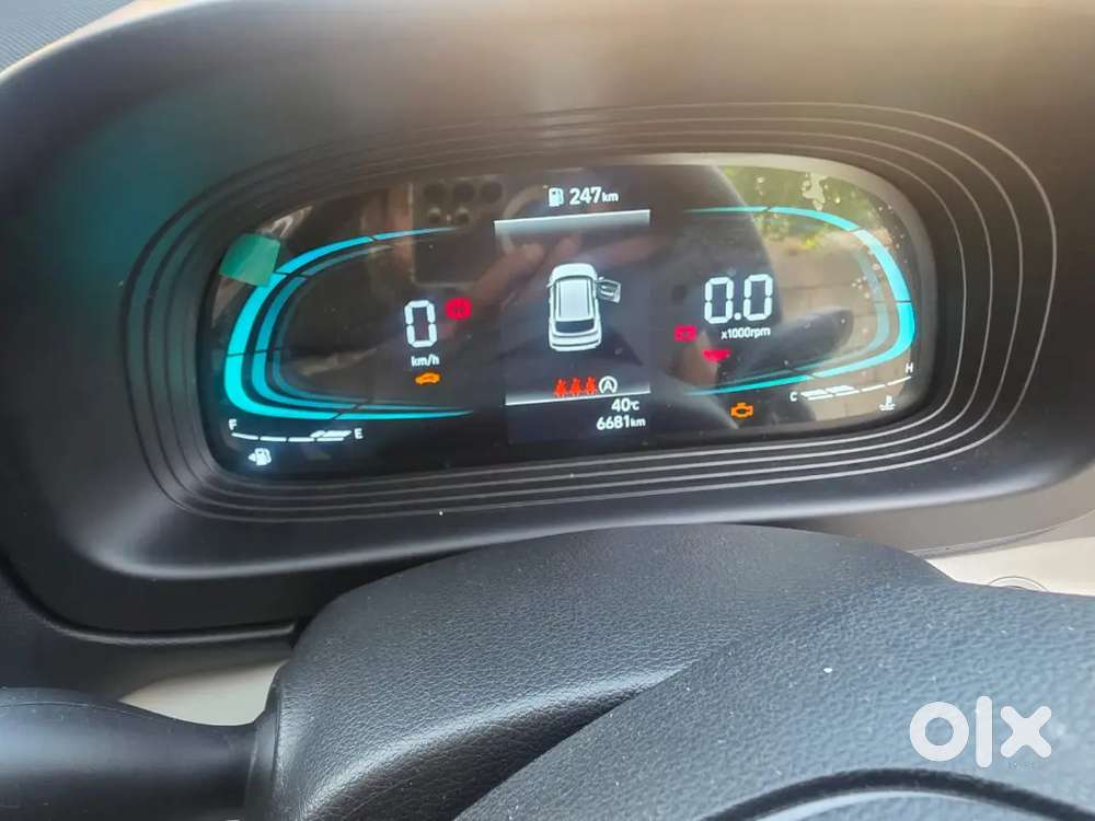 Hyundai Venue Petrol 2024 Manual