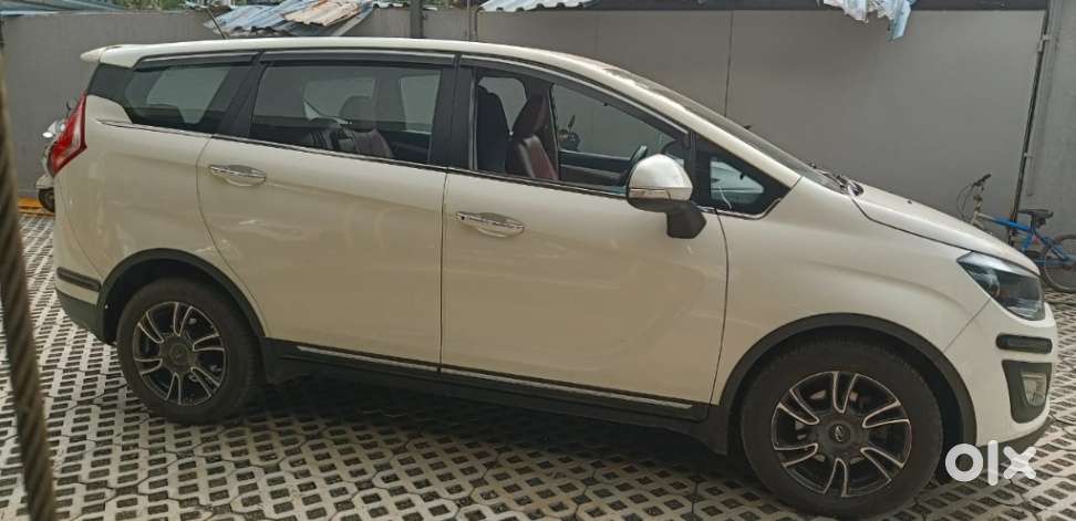 Mahindra Marazzo 1.5 M6 Plus 8 Str, 2021, Diesel