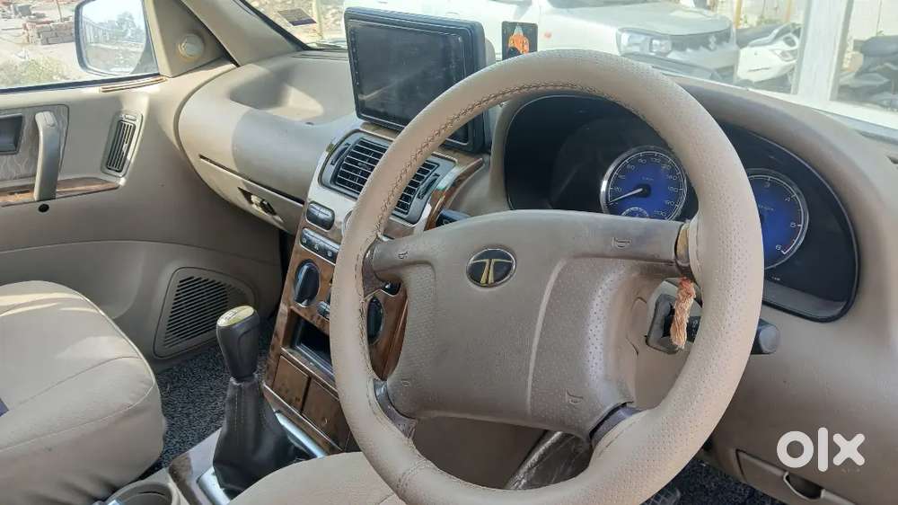 Tata Safari 2012