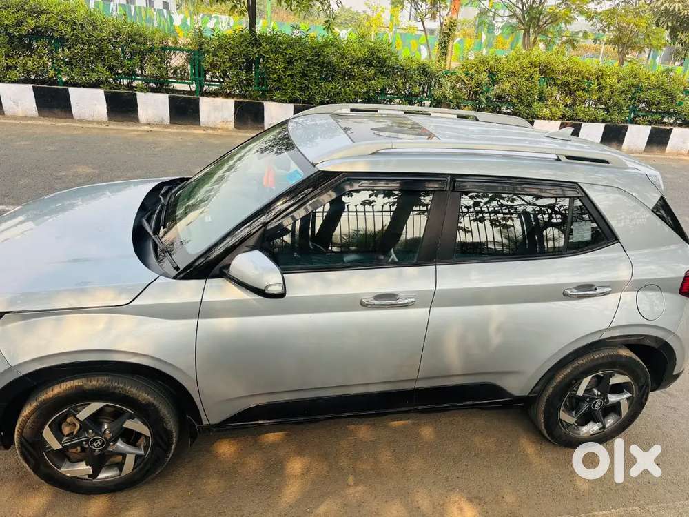 Hyundai Venue 2021 डीज़ल मैनुअल