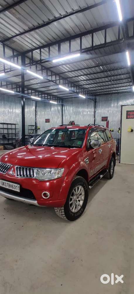 Mitsubishi Pajero Sport 2015 4x4 Anniversary Edition – Well Maintained