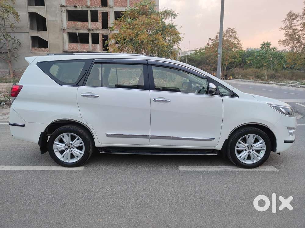 Toyota Innova Crysta 2.8z Automatic, 2019, Diesel