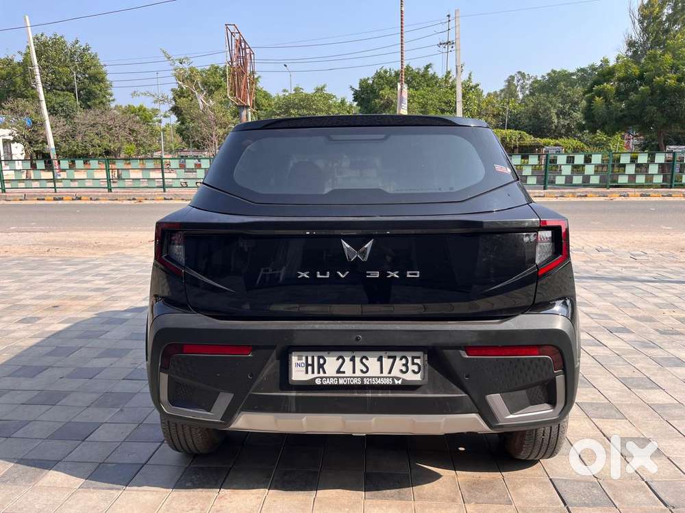 Mahindra Xuv 3xo Mx1 Pm Mt, 2025, Petrol