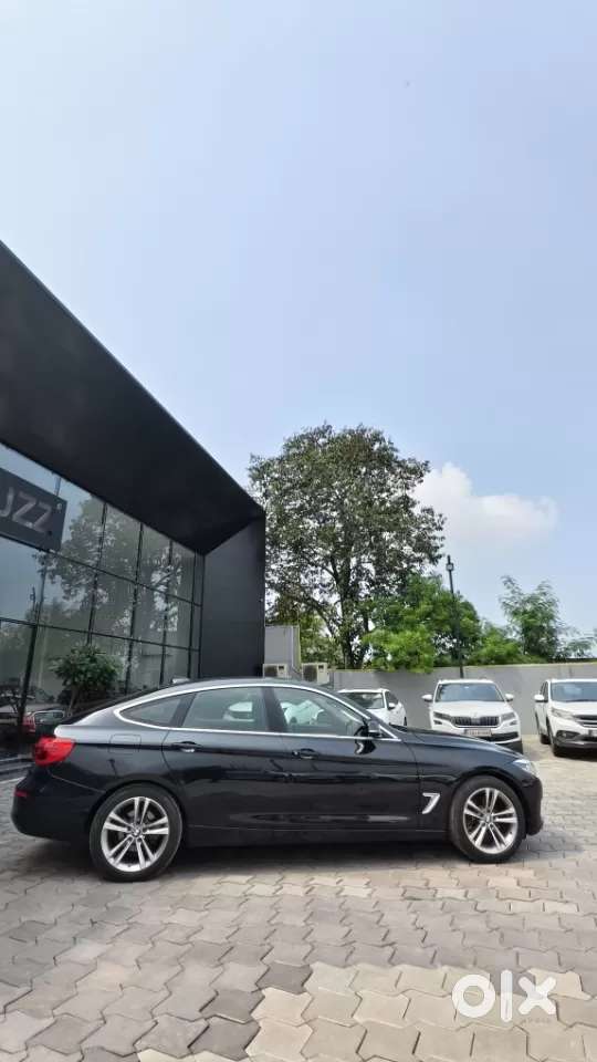 Bmw 3 Series Gt 320d Luxury Line, 2018, Diesel