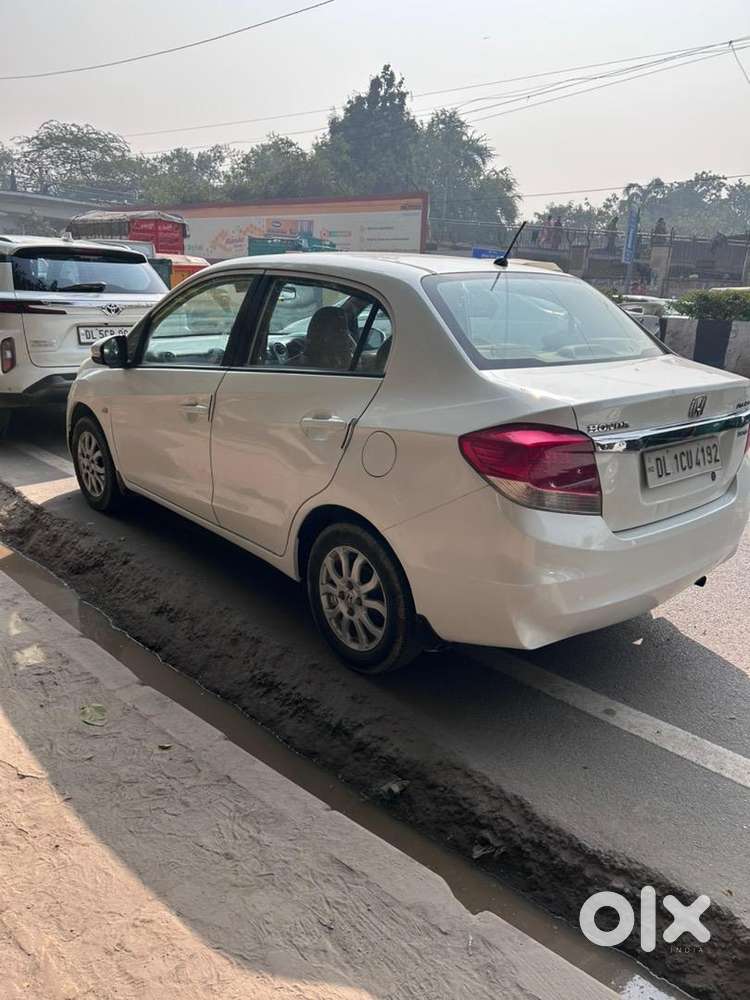 Honda Amaze 2015 Cng & Hybrids Well Maintained