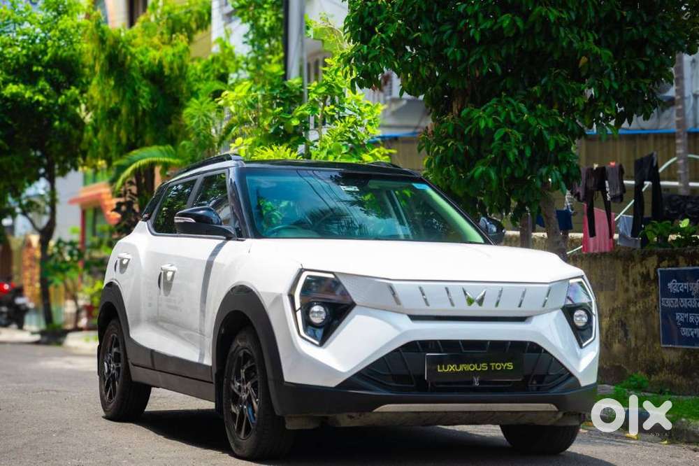 Mahindra Xuv 3xo Ax7l Petrol Mt, 2025, Petrol