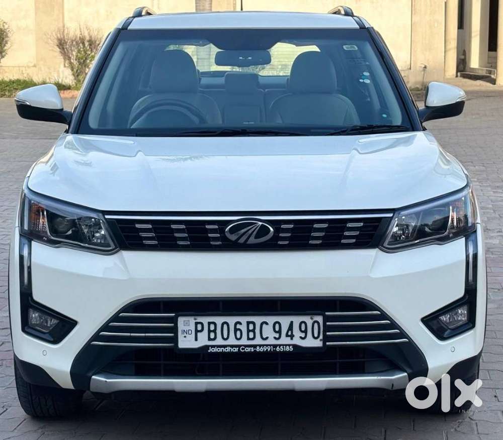 Mahindra Xuv300, 2022, Petrol