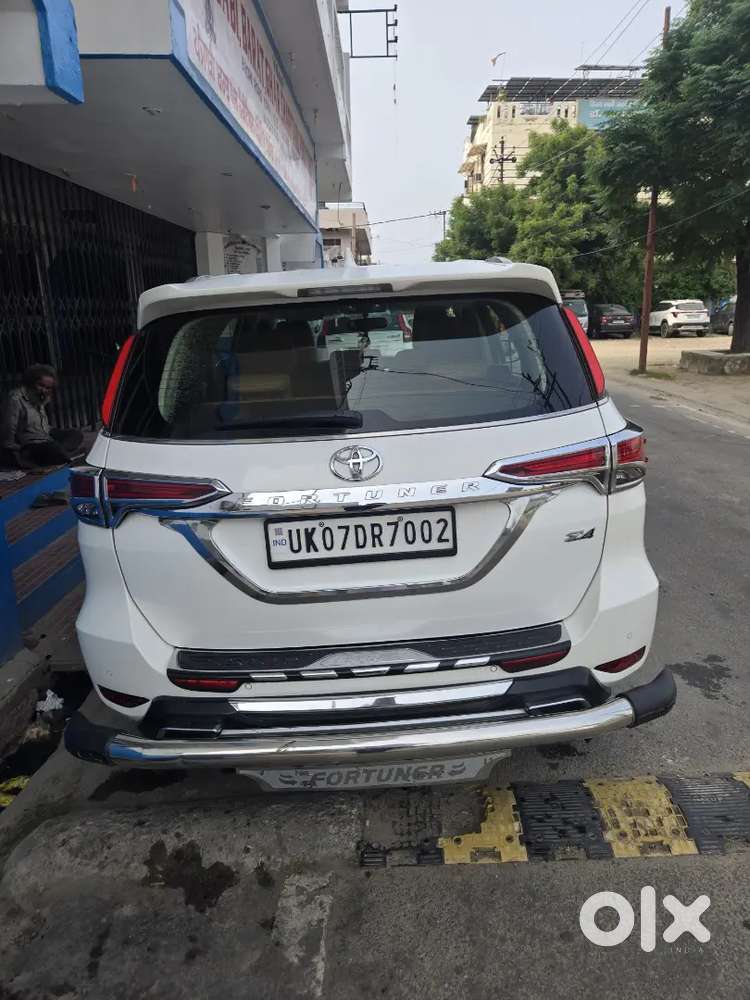 Toyota Fortuner Legender 2020 Manual Diesel