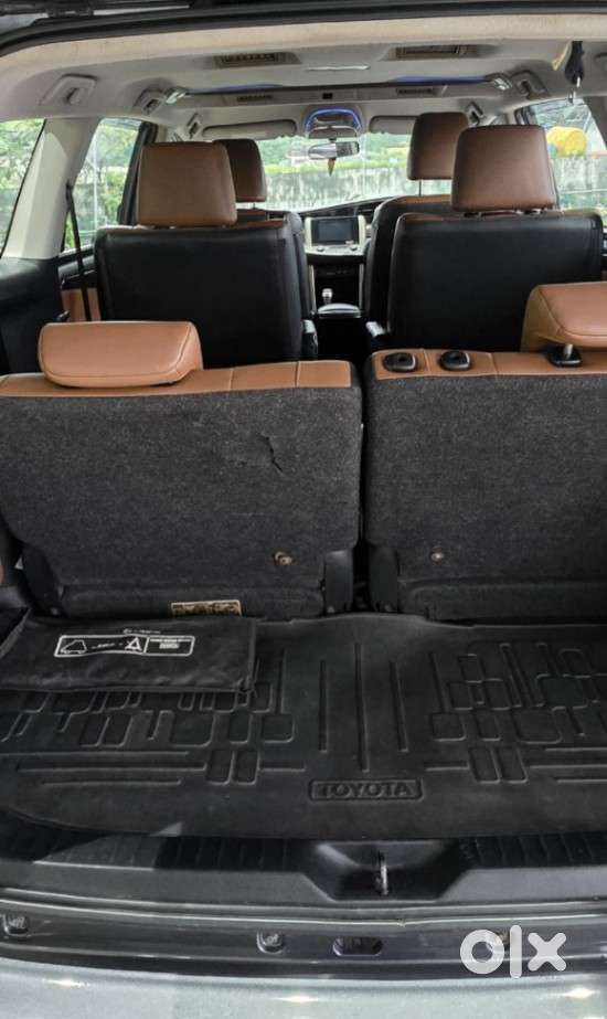 Toyota Innova Crysta 2.8z Automatic, 2016, Diesel
