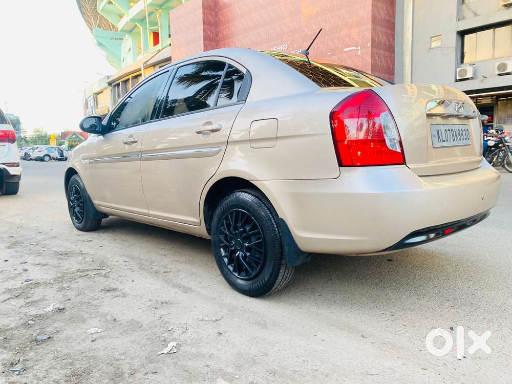 Hyundai Verna 2009 Petrol Manual