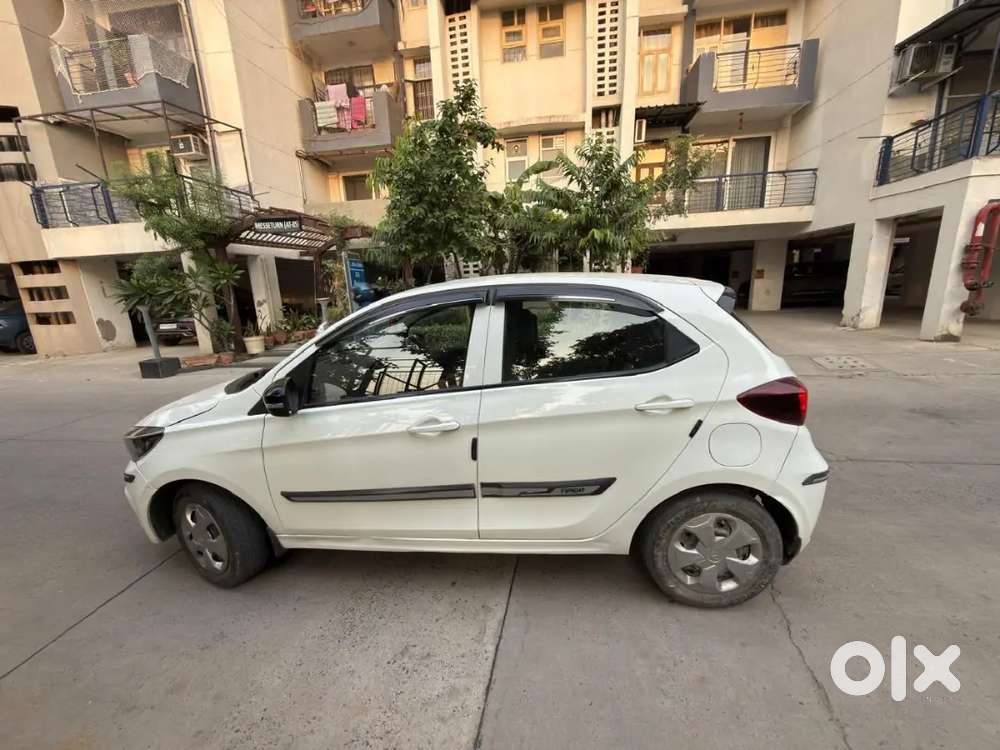 Tata Tiago 1.2 Revotron 2022 Bs 6