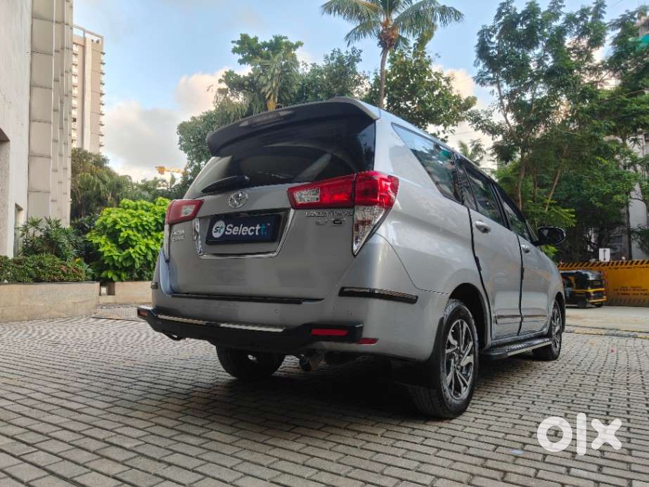 Toyota Innova Crysta 2.8 Gx At 8s, 2022, Petrol
