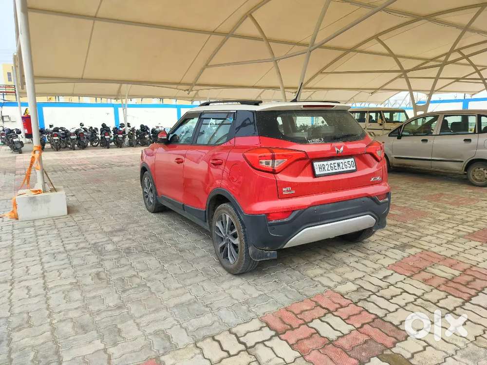 Mahindra Xuv300 2021 Variant With Sun Roof