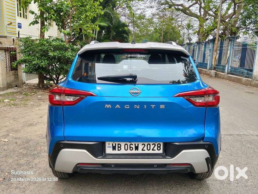Nissan Magnite 1.0 Xv Dual Tone, 2022, Petrol
