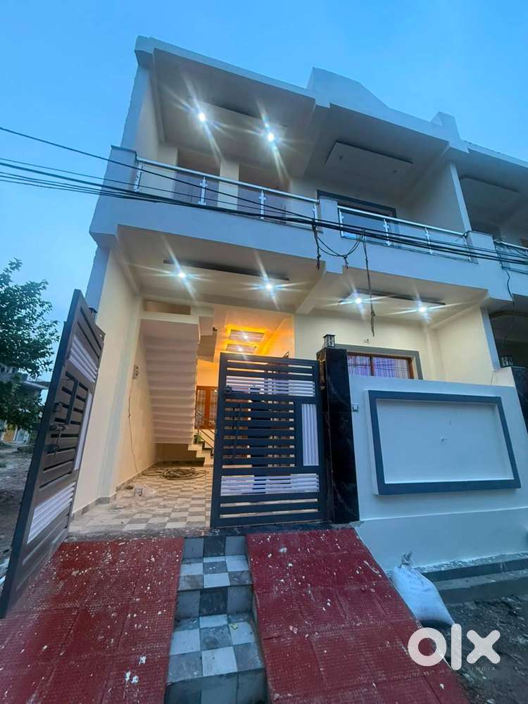 House Sale Amity University, Lucknow