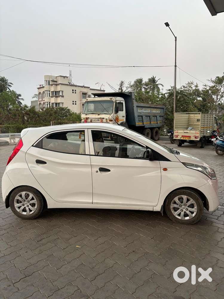 Hyundai Eon 2015 Petrol Well Maintained