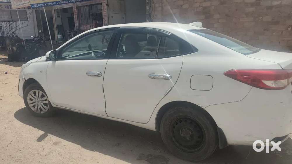 Toyota Yaris Hatchback 2019 Cng & Hybrids 140000 Km Driven