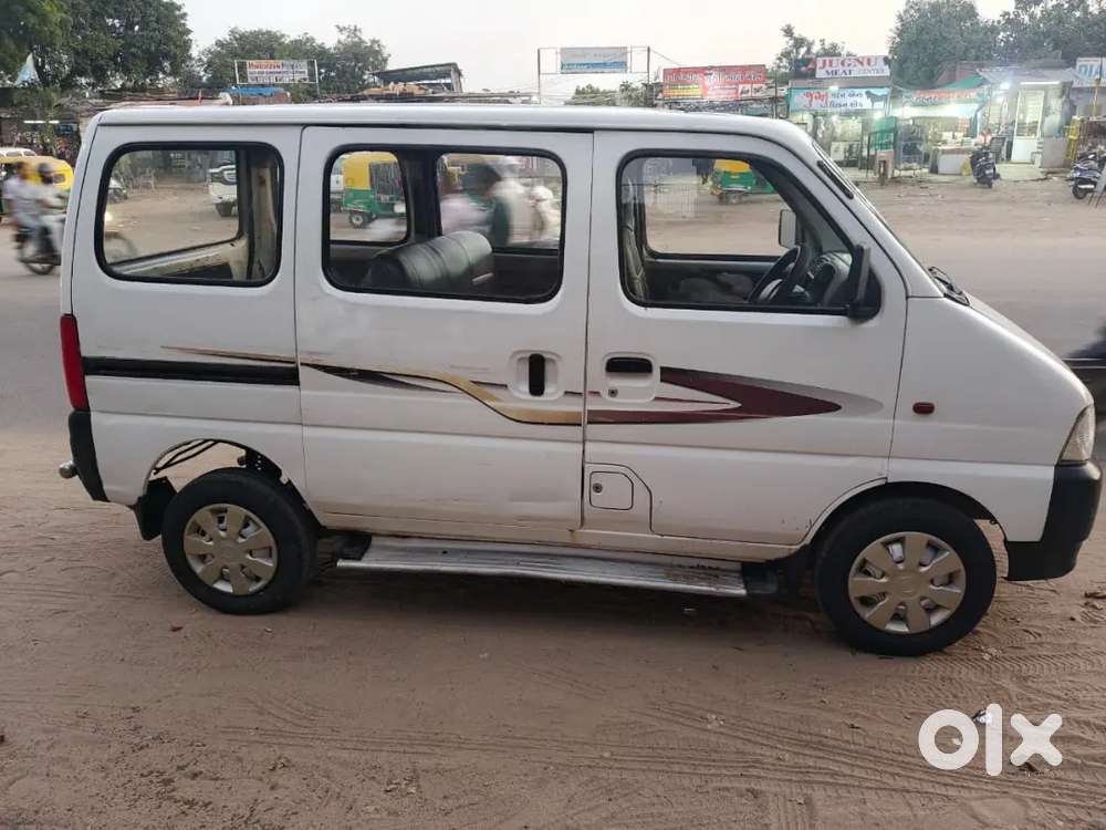 Maruti Suzuki Eeco 2011