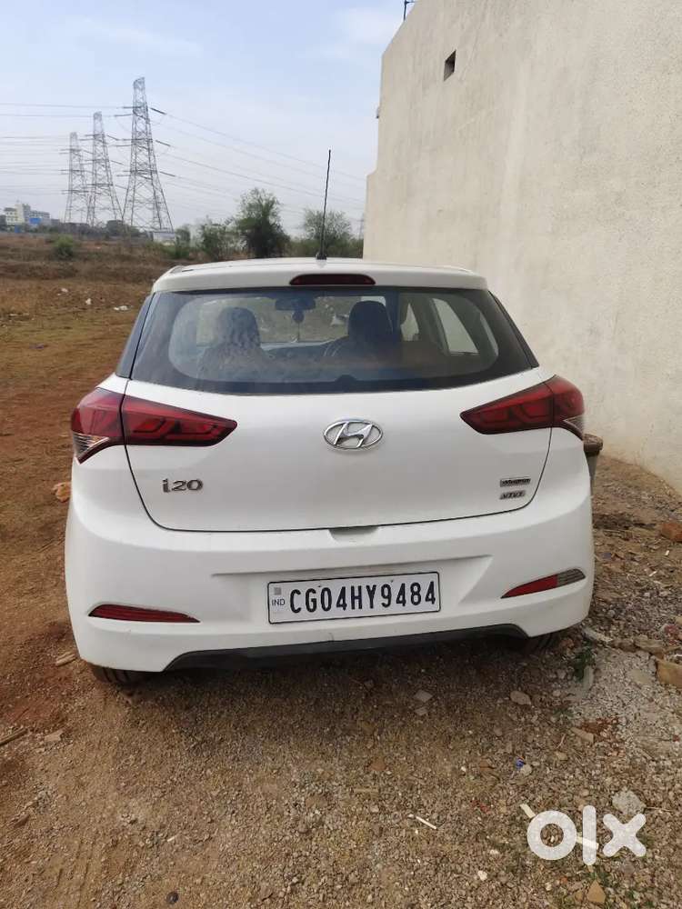 Hyundai I20 Elite 2016 Petrol Well Maintained  All 4 New Tyre