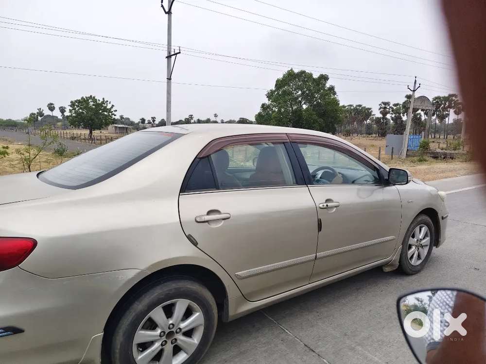 Toyota Corolla Altis 2012 High End Model Petrol