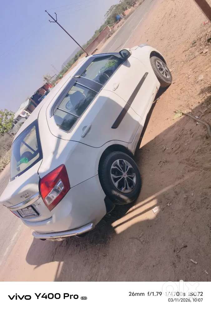 Maruti Suzuki Dzire 2014 Lpg 72500 Km Driven